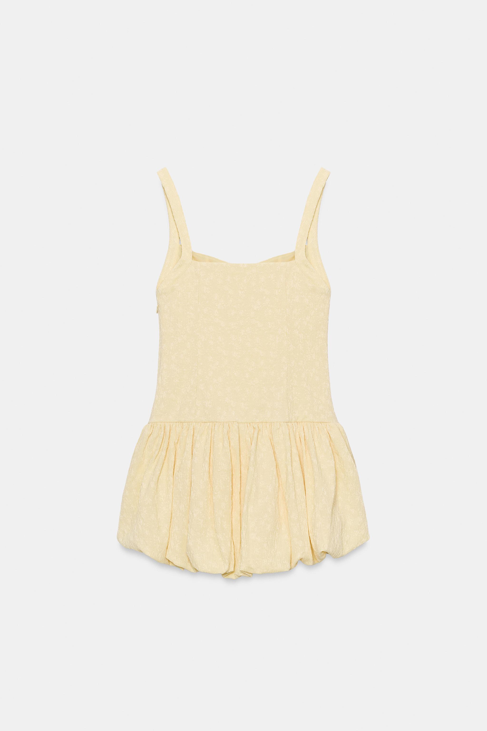 ROBE COURTE TEXTURÉE EFFET BALLON